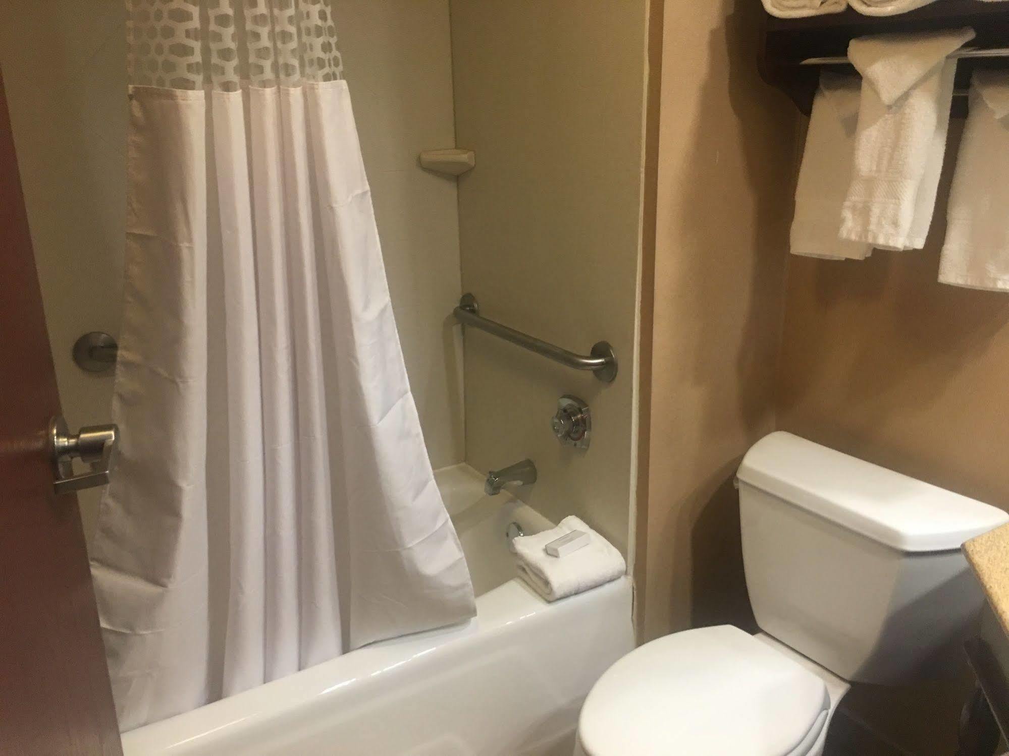 Express Voorhees/ Mt. Laurel By Ihg Hotel 3*